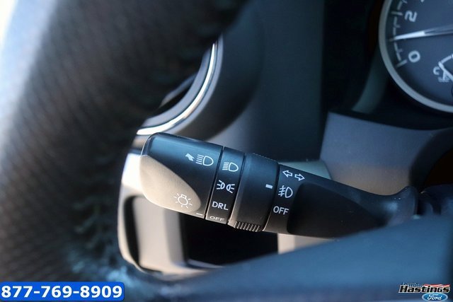 Used 2017 Toyota Tacoma SR5 image 19