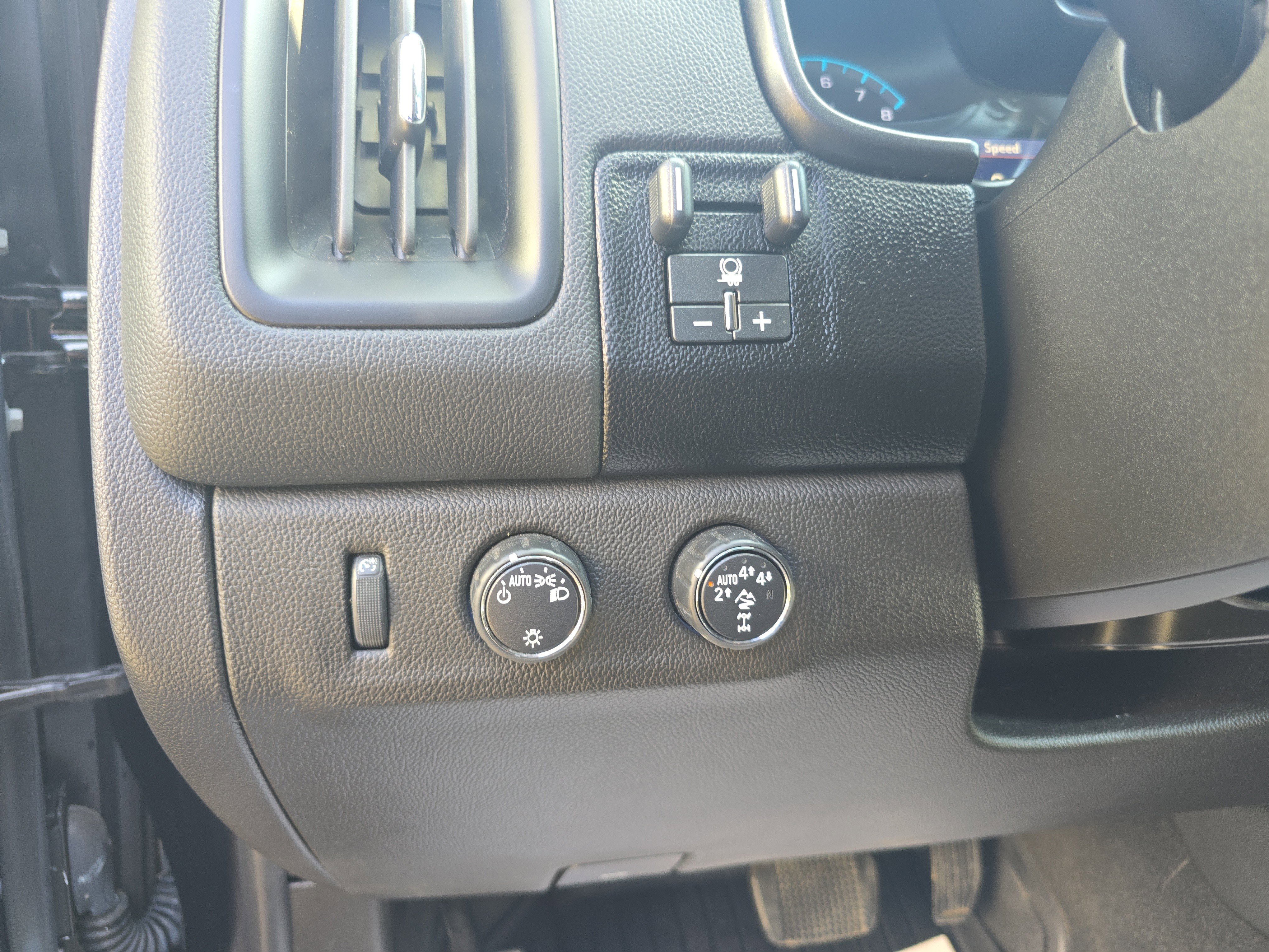 Used 2021 Chevrolet Colorado ZR2 image 19