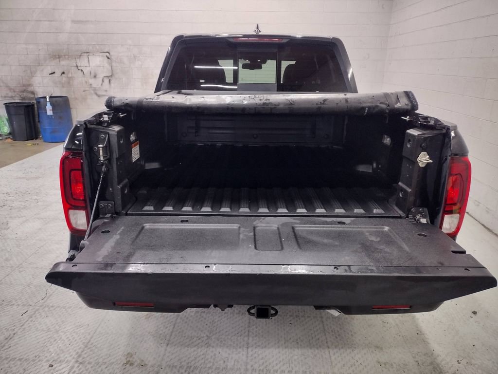 Used 2017 Honda Ridgeline Black Edition image 16