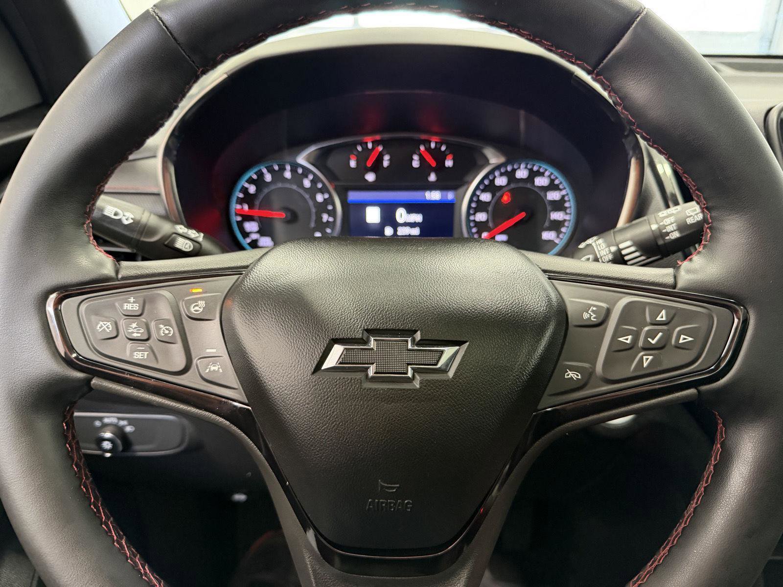 Used 2023 Chevrolet Equinox RS image 18