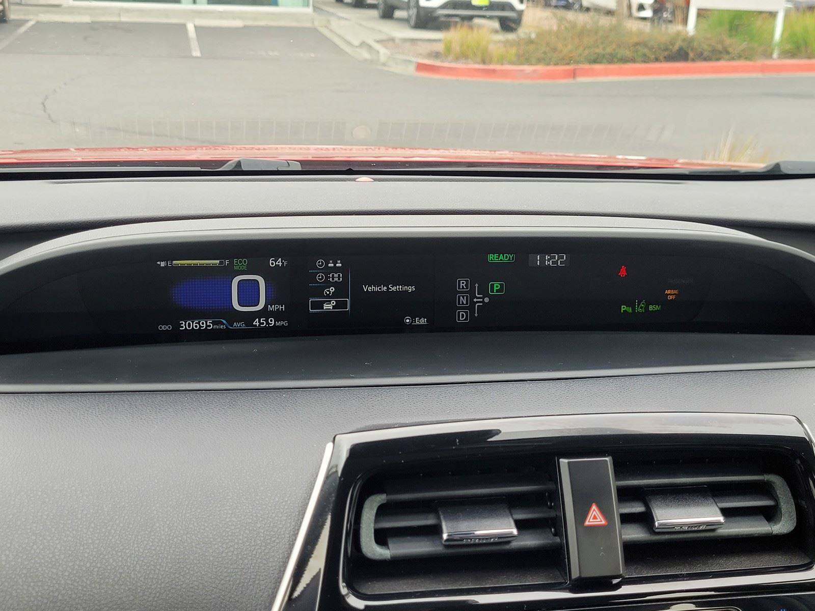 Used 2017 Toyota Prius Two w/ Prius Two Safety Plus Package FWD image 28