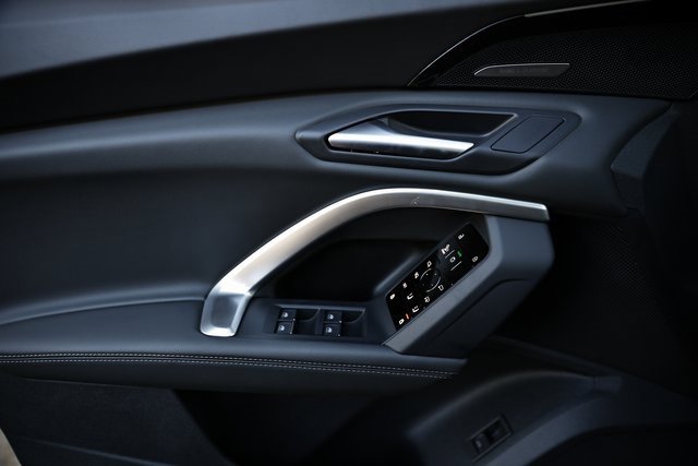 New 2025 Audi Q5 Premium Plus image 14