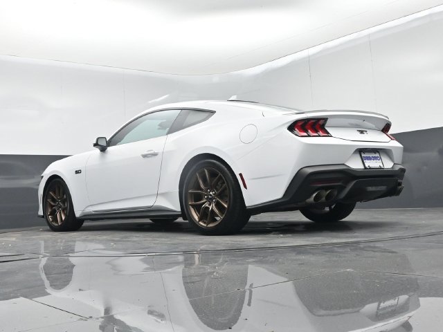 Used 2025 Ford Mustang GT Premium RWD image 47