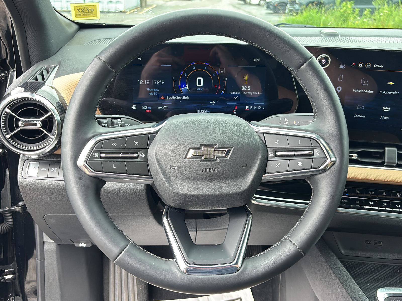 Used 2025 Chevrolet Equinox ACTIV w/ Safety and Technology Package AWD/4WD image 21