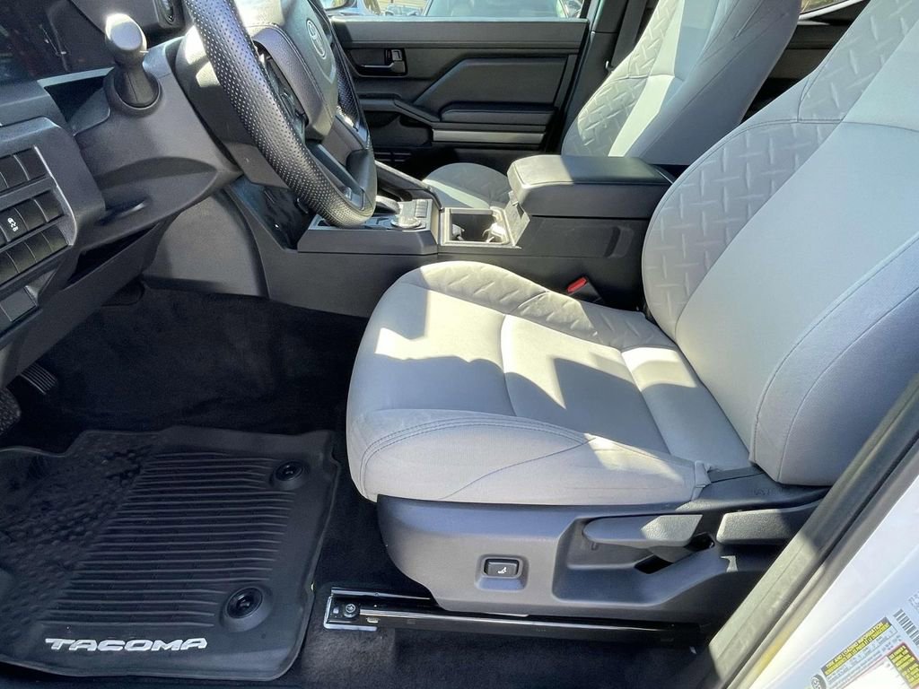 Used 2025 Toyota Tacoma SR5 image 16