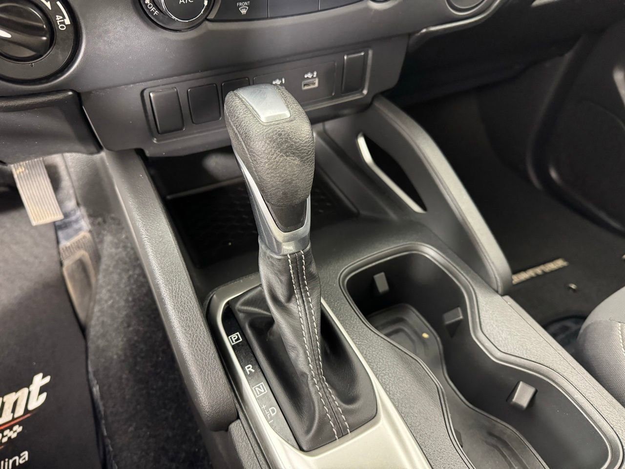 Used 2024 Nissan Frontier SV AWD/4WD image 18