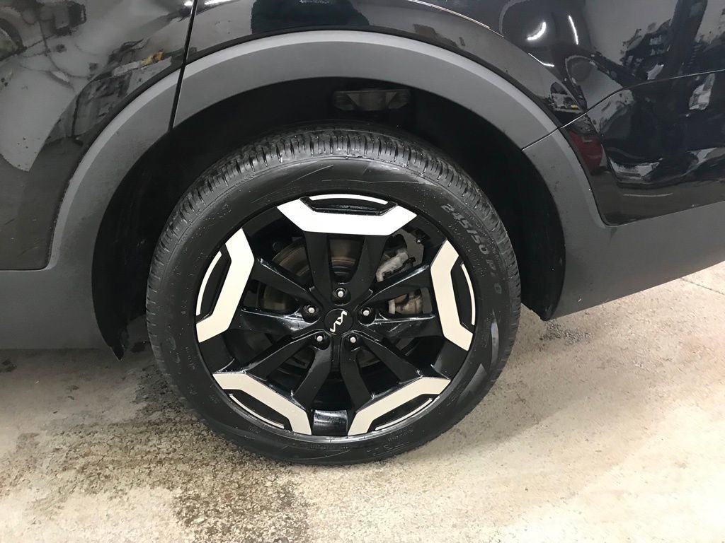 Used 2024 Kia Telluride S w/ S Sunroof Package image 47