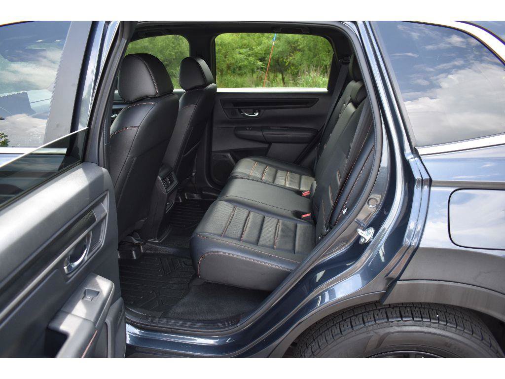 Used 2025 Honda CR-V Sport-L image 30