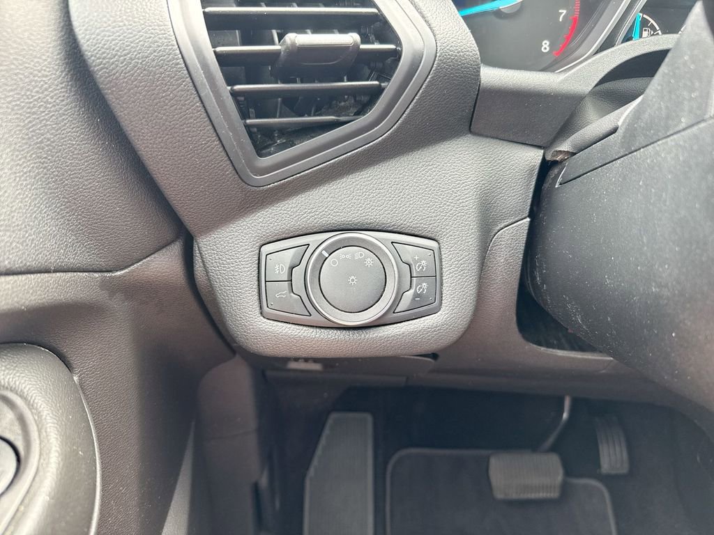 Used 2018 Ford Escape SE w/ SE Sync 3 Package AWD/4WD image 18