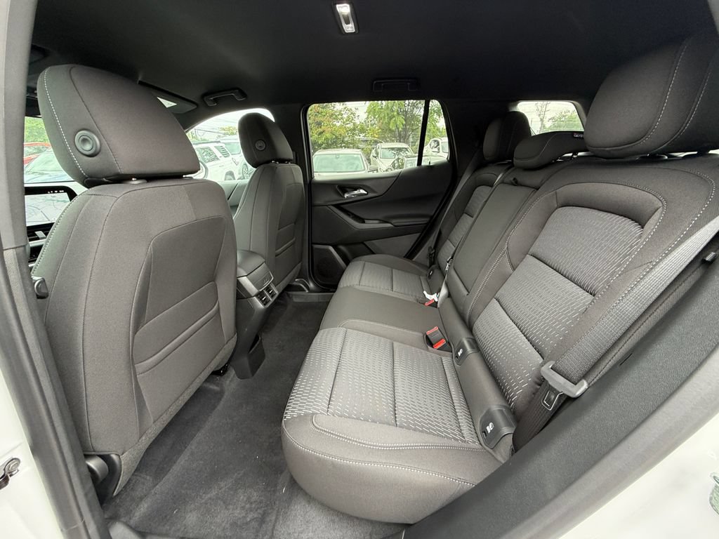 New 2027 Chevrolet Equinox LT FWD image 23