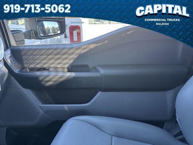 New 2025 Ford F550 2WD Regular Cab Super Duty image 27