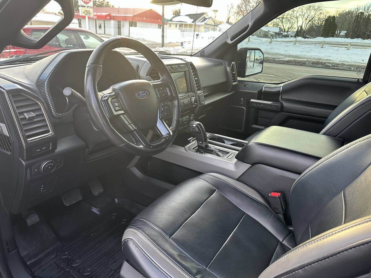 Used 2017 Ford F150 Raptor w/ Equipment Group 802A Luxury image 17