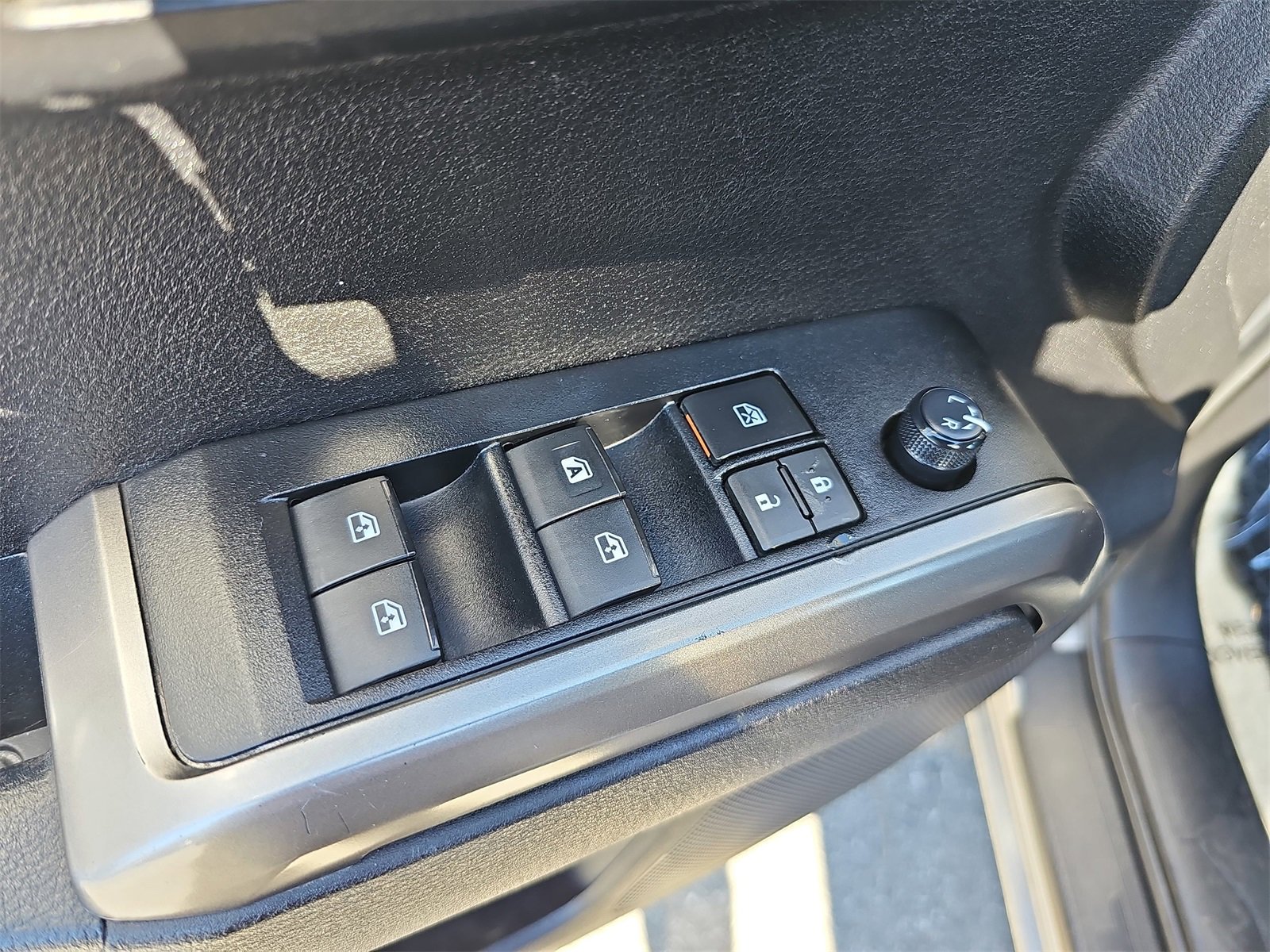 Used 2021 Toyota Tacoma SR5 image 28