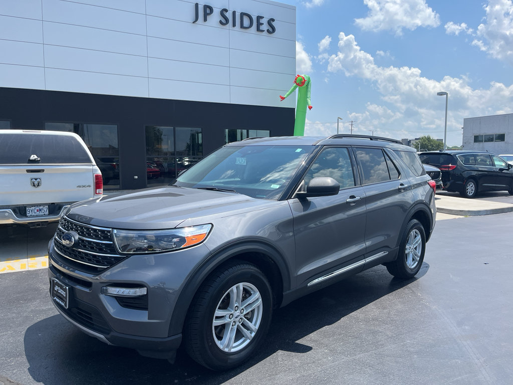 Used 2022 Ford Explorer XLT w/ Equipment Group 202A AWD/4WD image 1