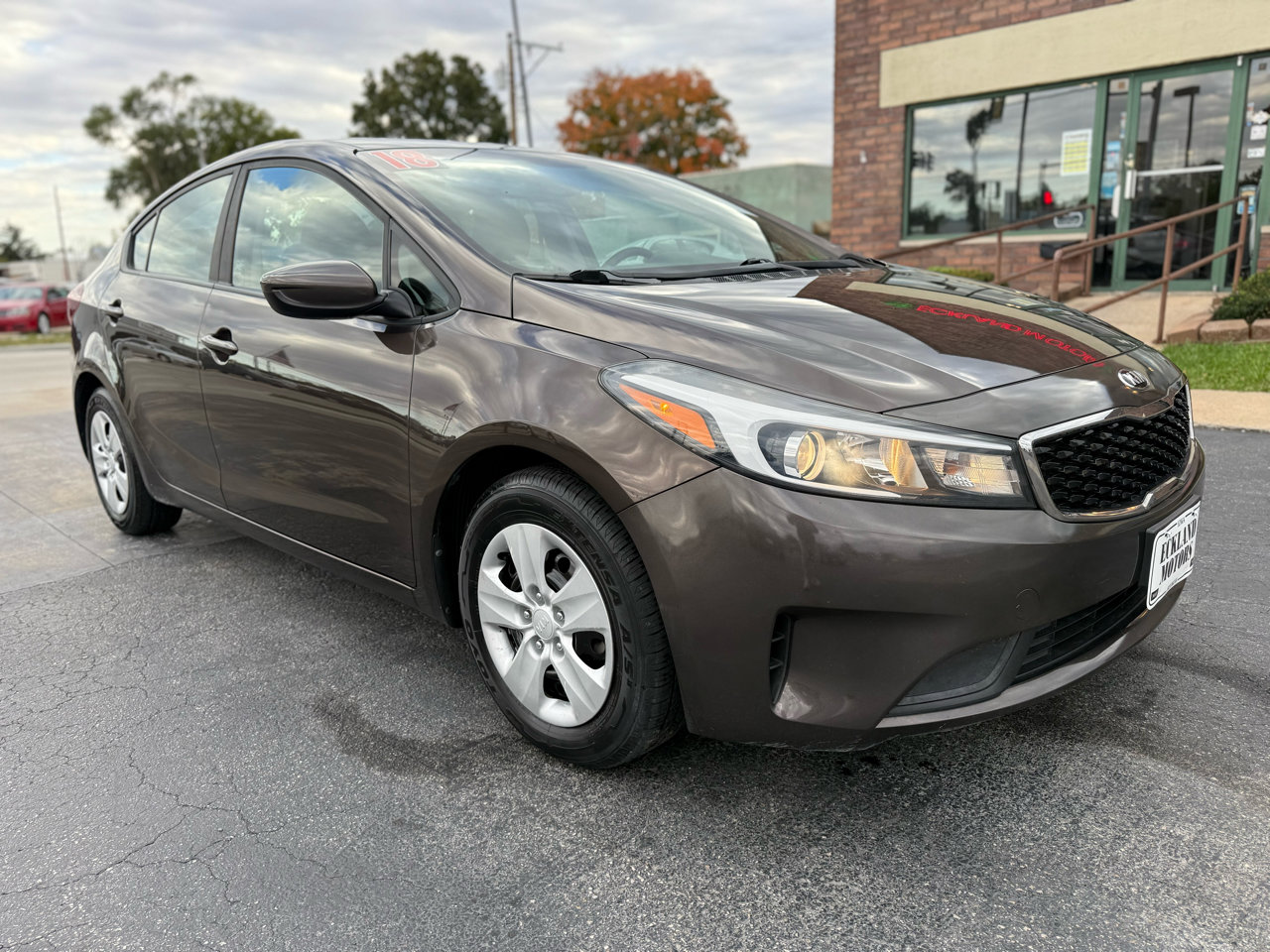 Used 2018 Kia Forte LX image 2