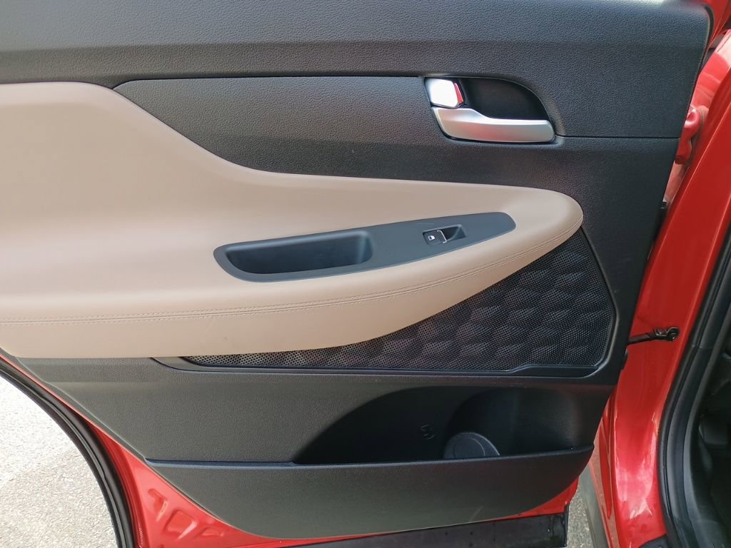 Used 2023 Hyundai Santa Fe SEL w/ Cargo Package AWD/4WD image 14