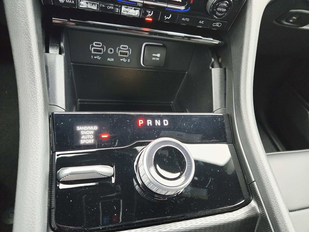 New 2025 Jeep Grand Cherokee Limited w/ Black Appearance Package image 26