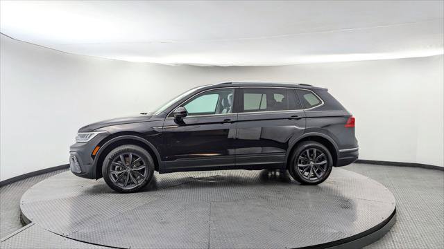 Used 2022 Volkswagen Tiguan SE image 3
