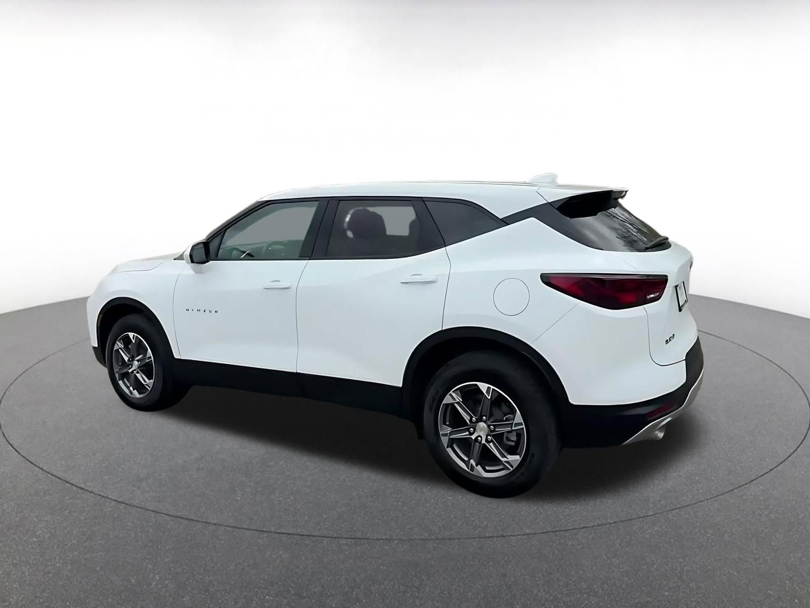 Used 2025 Chevrolet Blazer LT image 10