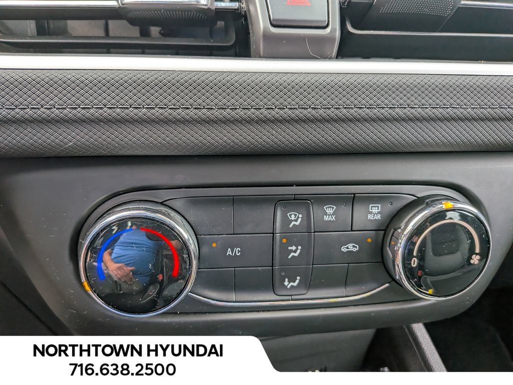 Used 2024 Chevrolet TrailBlazer LS FWD image 16