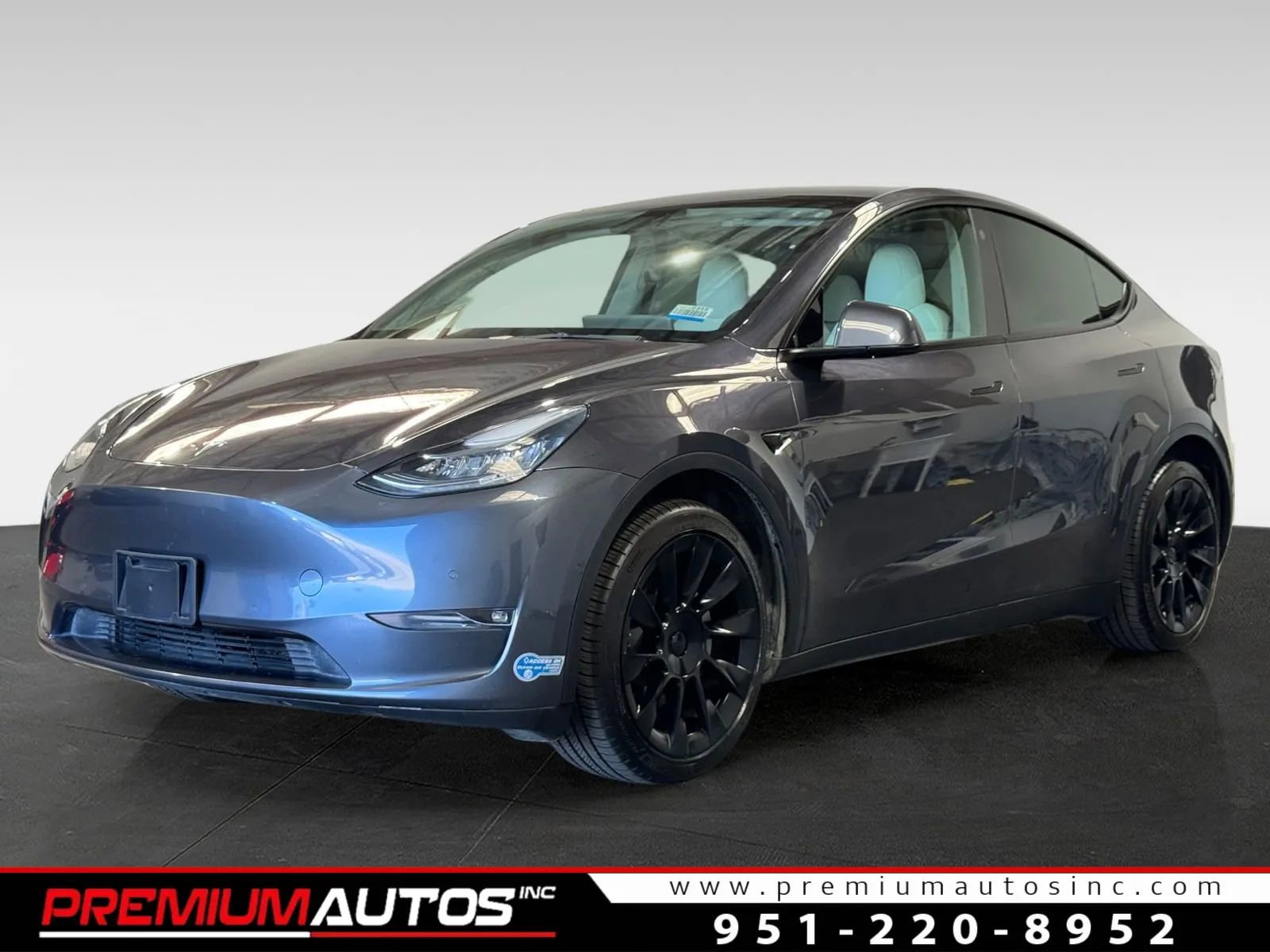 Used 2021 Tesla Model Y Long Range image 1