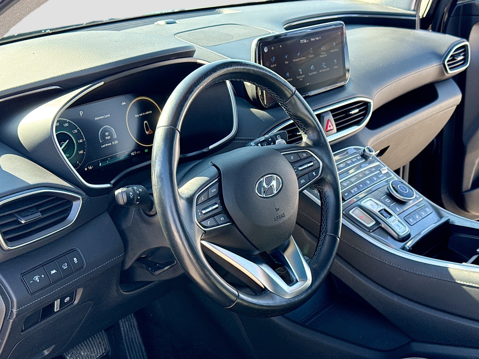 Used 2022 Hyundai Santa Fe Limited AWD/4WD image 4