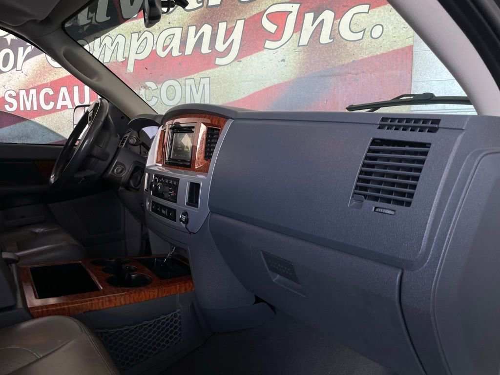 Used 2007 Dodge Ram 3500 Truck Laramie image 28