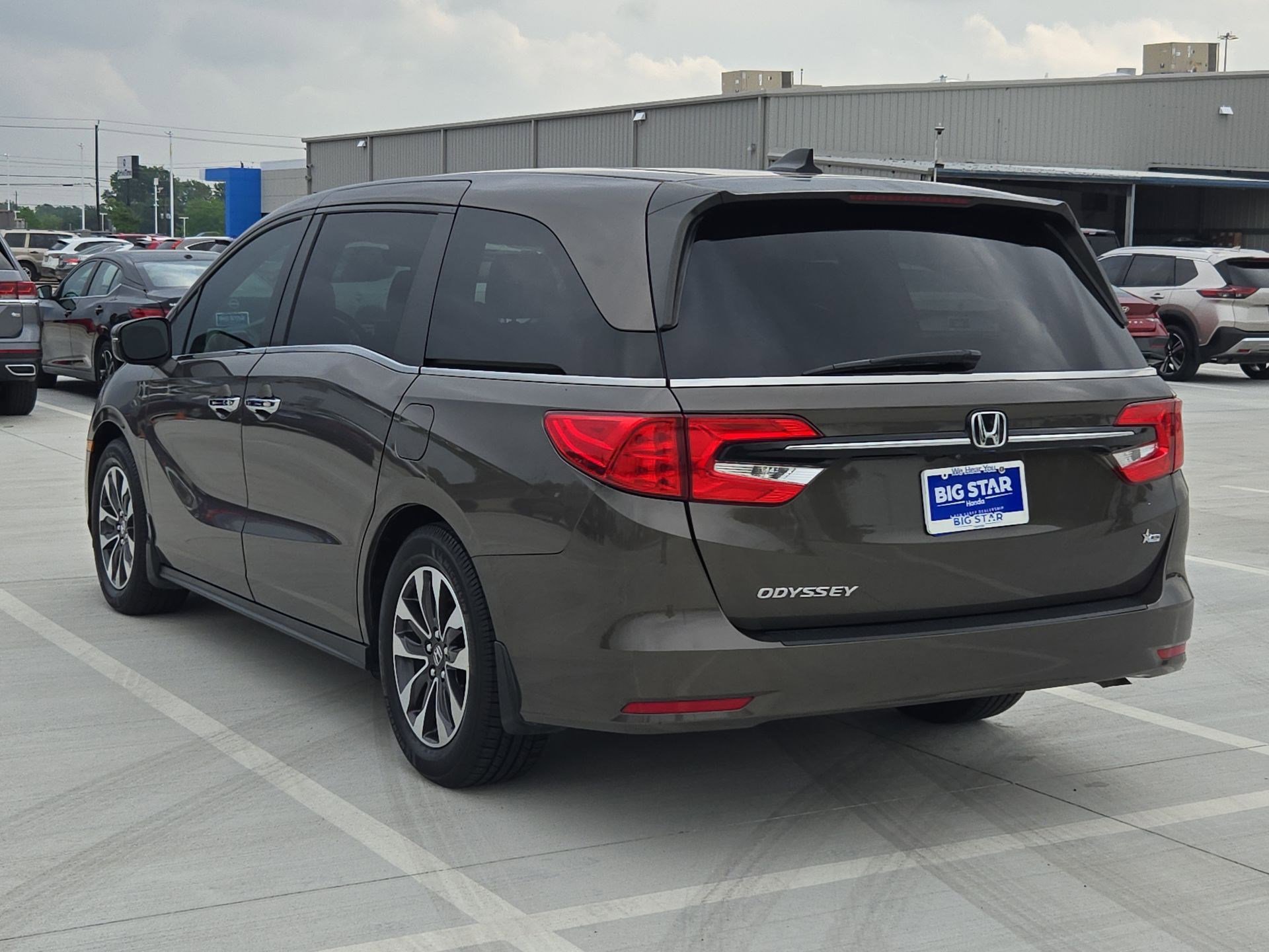 Used 2021 Honda Odyssey EX-L image 6