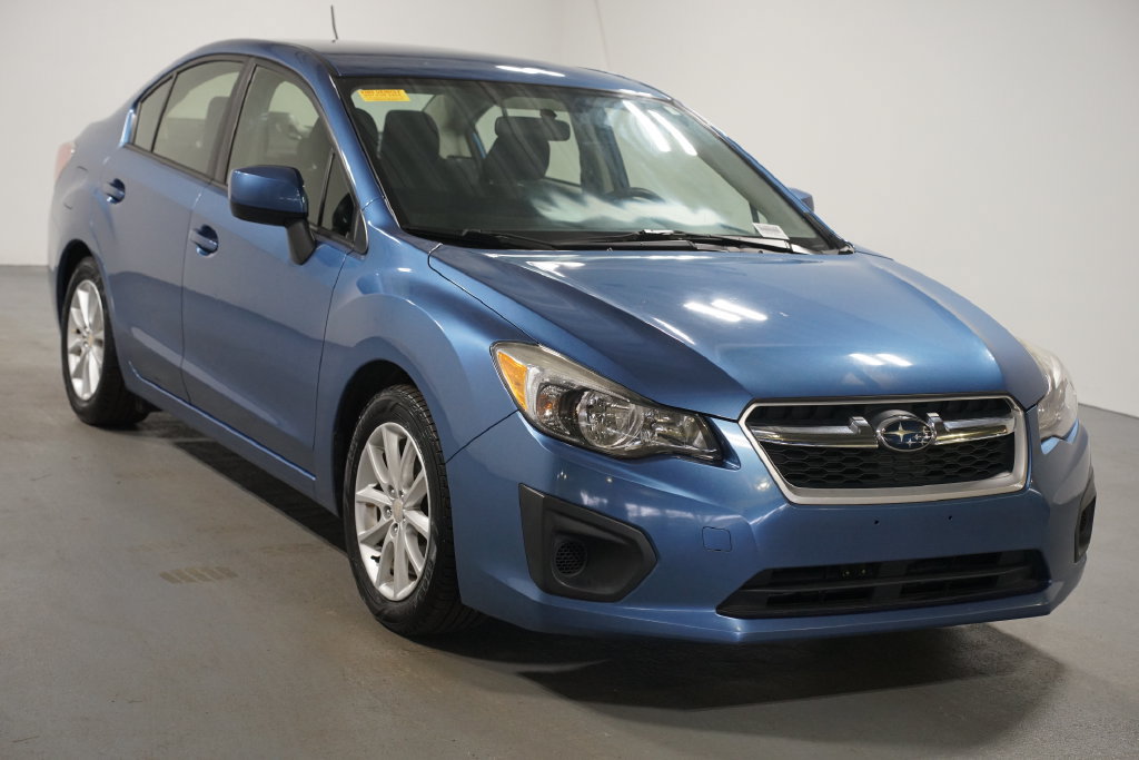Used 2014 Subaru Impreza 2.0i Premium w/ All-Weather Package w/CVT AWD/4WD image 3