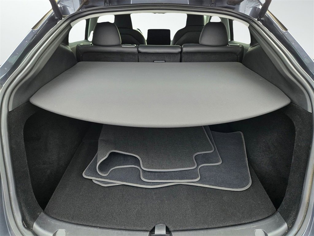 Used 2023 Tesla Model Y Long Range image 9