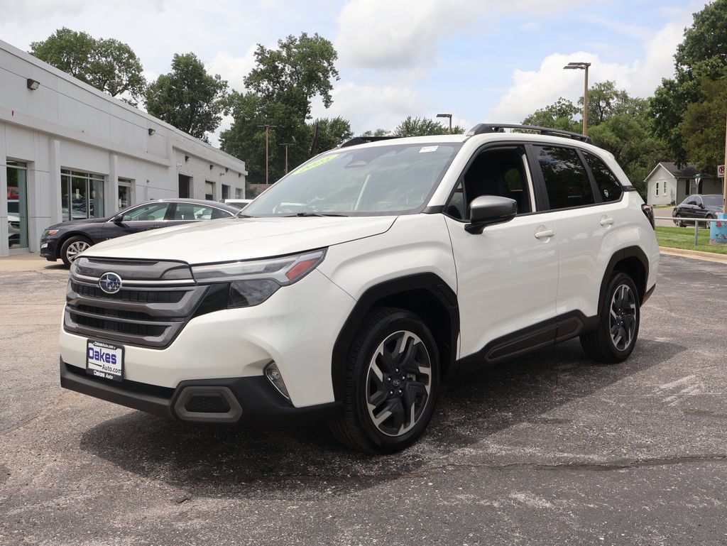 Used 2025 Subaru Forester Limited AWD/4WD image 3