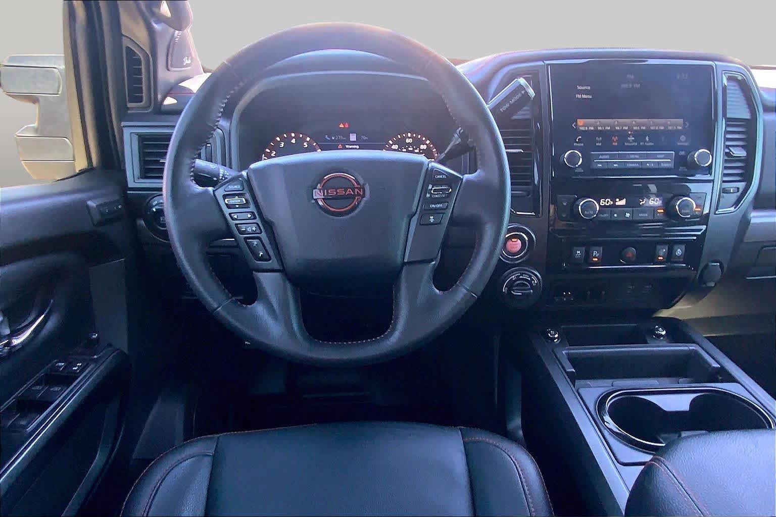 Used 2024 Nissan Titan PRO-4X w/ Pro-4x Convenience Package AWD/4WD image 6