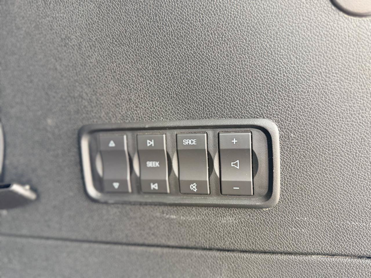 Used 2012 GMC Acadia Denali FWD image 19