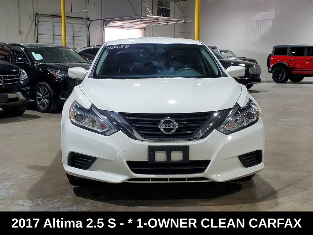 Used 2017 Nissan Altima 2.5 S w/ Power Driver Seat Package FWD image 2