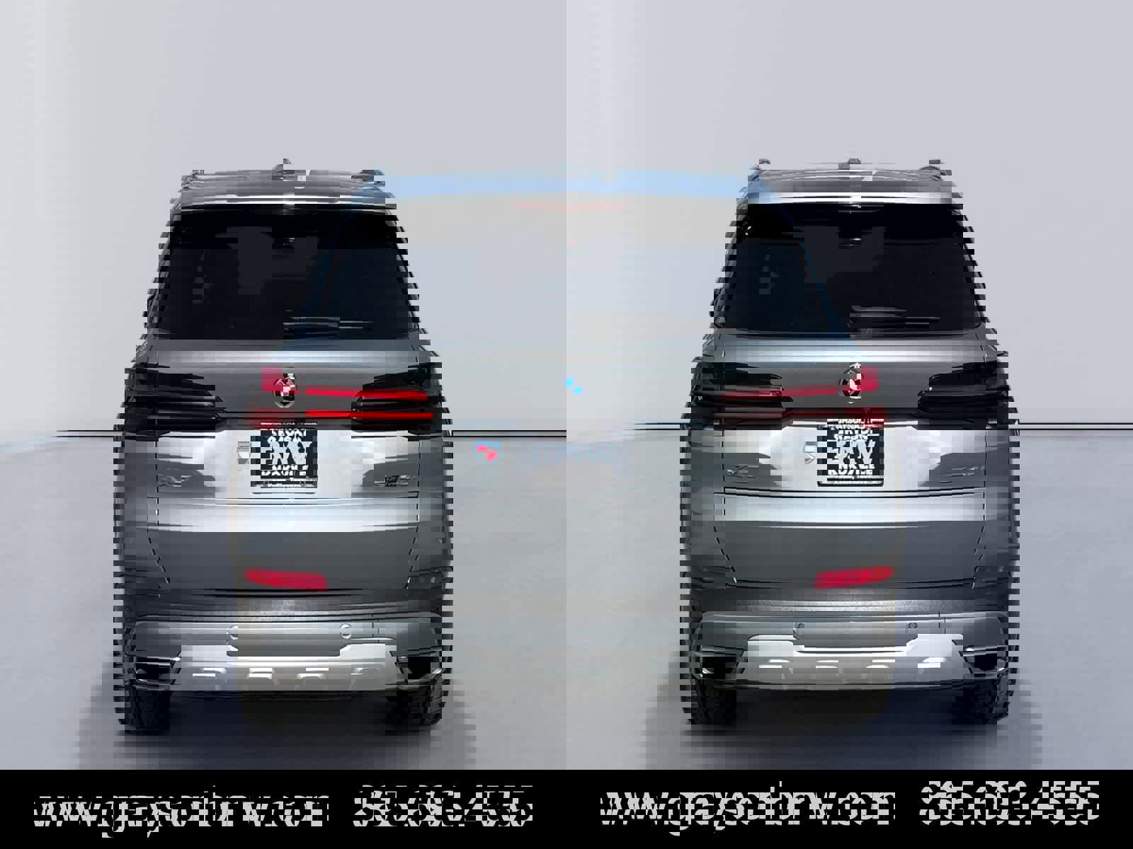 Used 2024 BMW X5 sDrive40i w/ Premium Package image 4