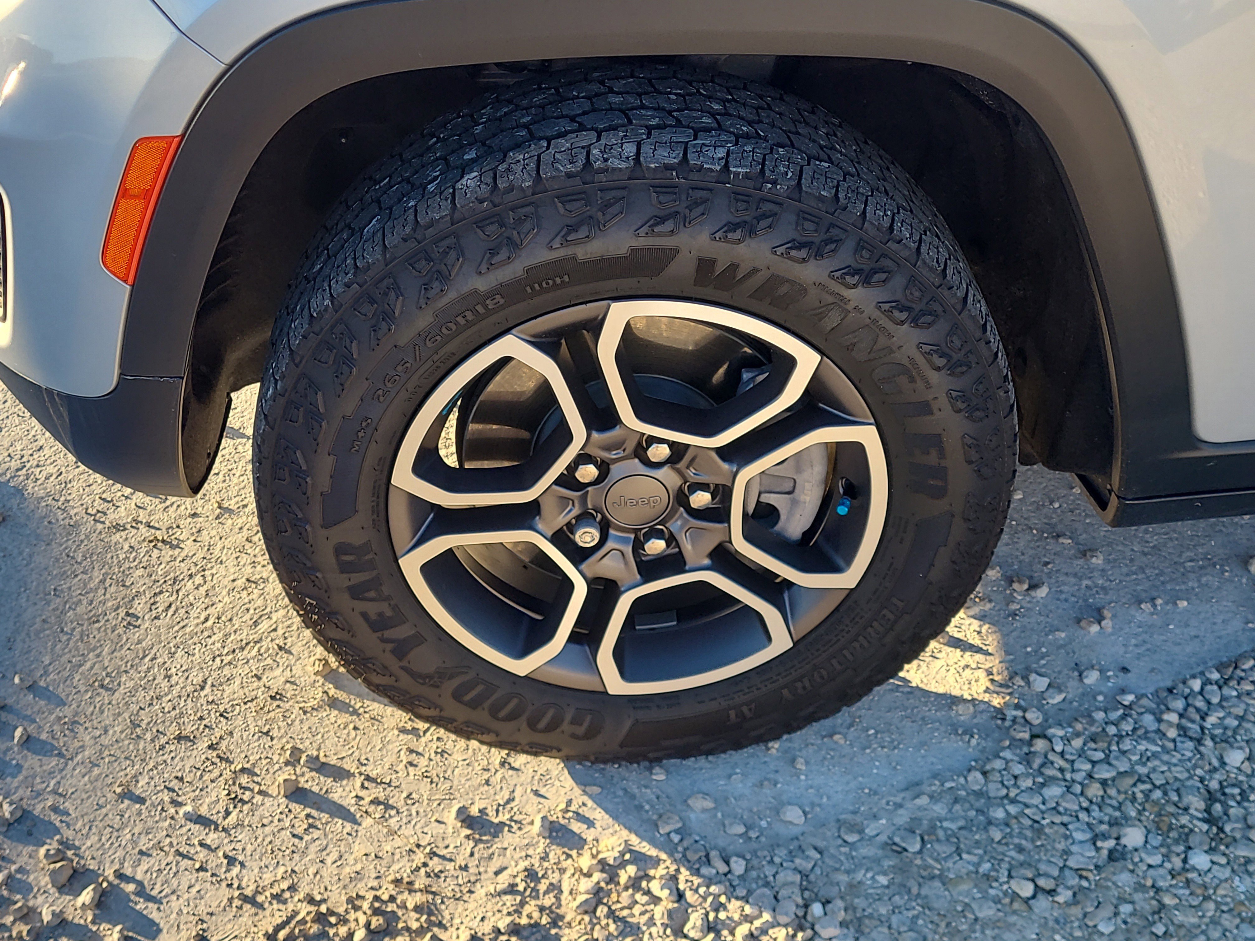 Used 2024 Jeep Grand Cherokee Trailhawk image 10