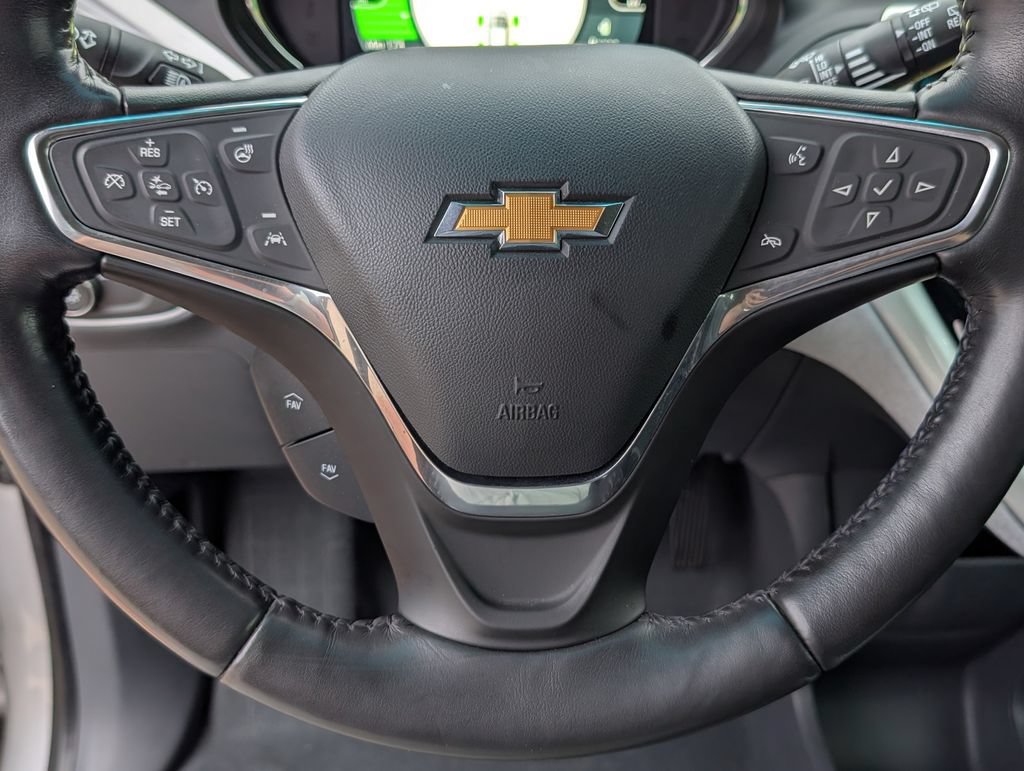 Certified 2020 Chevrolet Bolt Premier w/ Infotainment Package FWD image 5