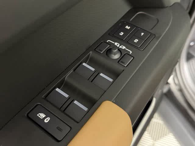 New 2026 Land Rover Defender 110 S AWD/4WD image 21