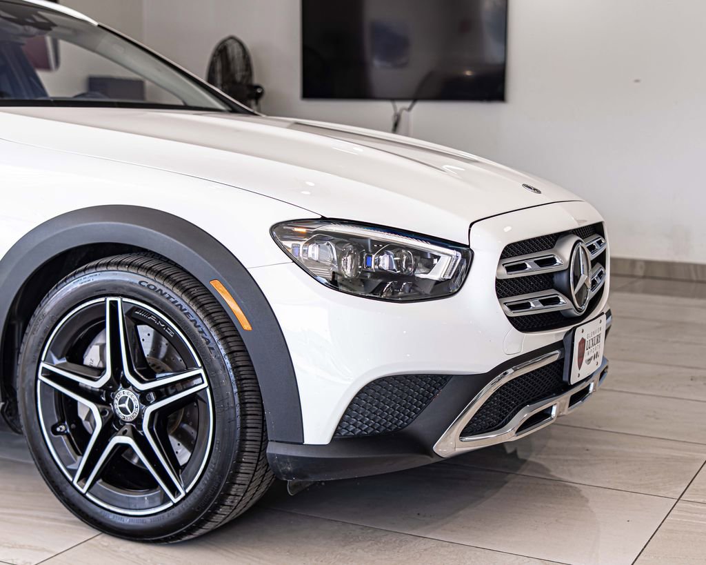 Used 2022 Mercedes-Benz E 450 4MATIC All-Terrain Wagon image 3