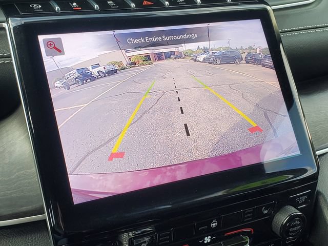 Used 2023 Jeep Grand Cherokee L Limited AWD/4WD image 15