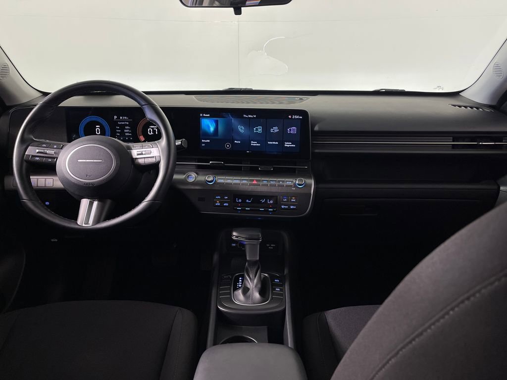 Certified 2025 Hyundai Kona SEL FWD image 14