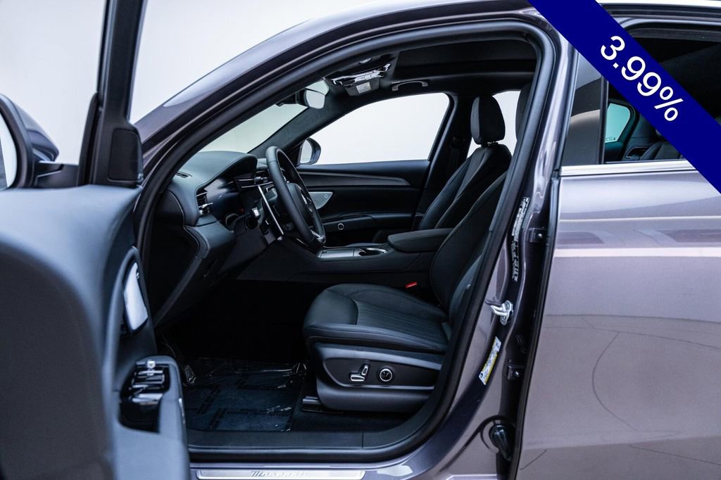Used 2024 Maserati Grecale GT image 19