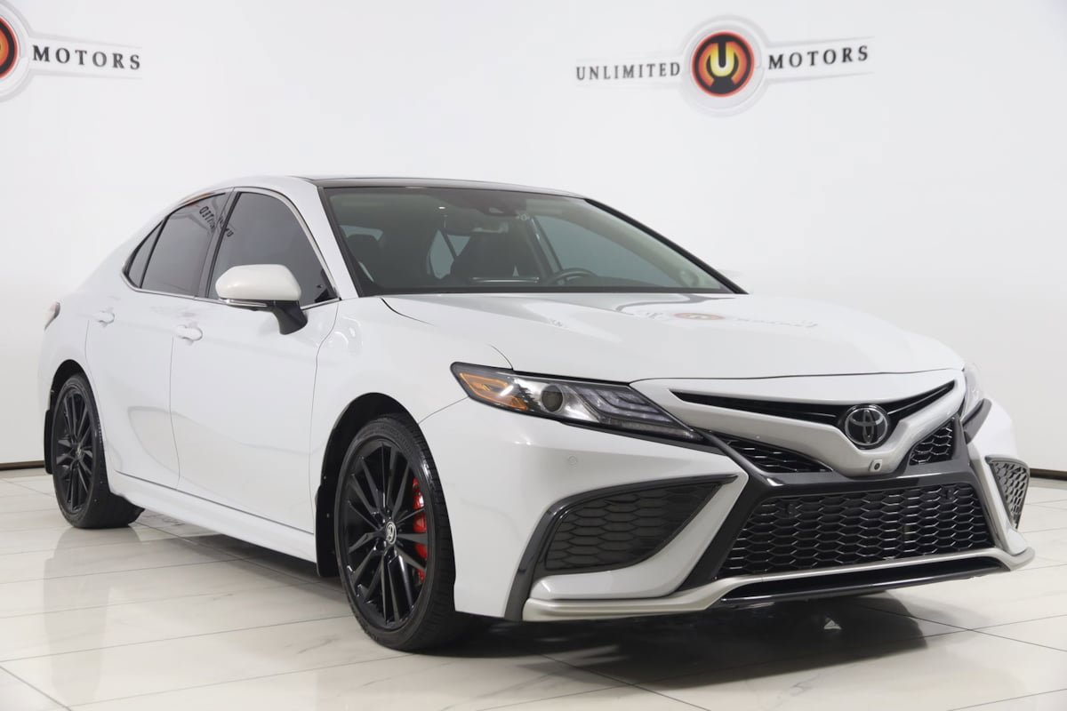 Used 2024 Toyota Camry XSE w/ Navigation Package FWD image 23