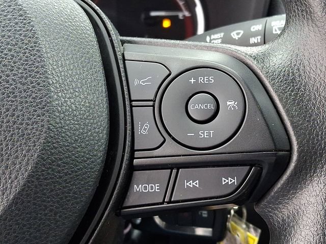 Used 2024 Toyota RAV4 LE image 22