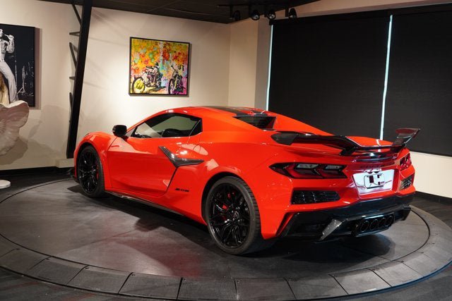 Used 2024 Chevrolet Corvette Z06 w/ Z07 Performance Package RWD image 7