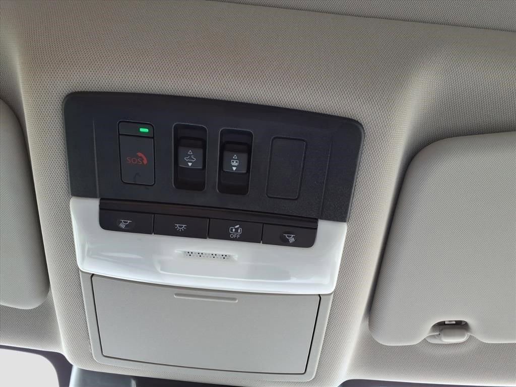 Used 2023 Nissan Rogue SL w/ SL Premium Package FWD image 26