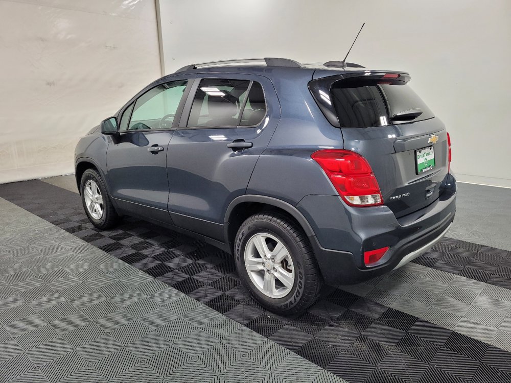Used 2022 Chevrolet Trax LT w/ Driver Confidence Package AWD/4WD image 3