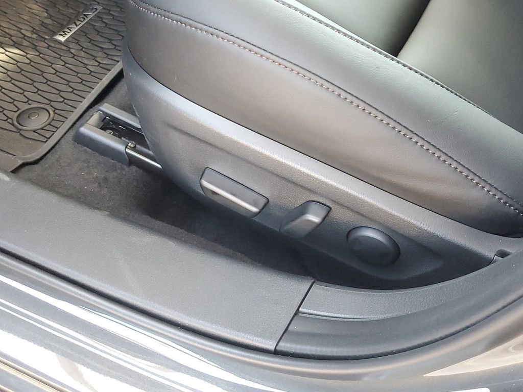 New 2026 MAZDA MAZDA3 s image 16