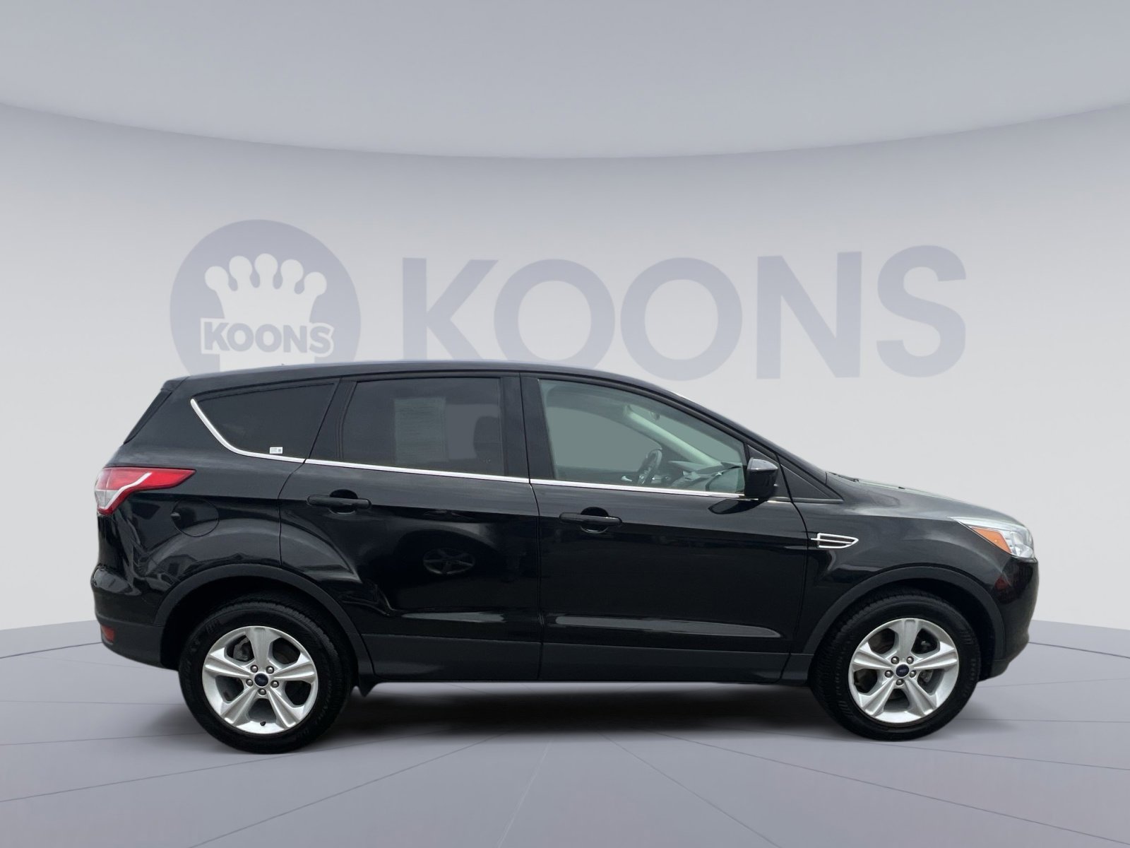 Used 2015 Ford Escape SE image 12