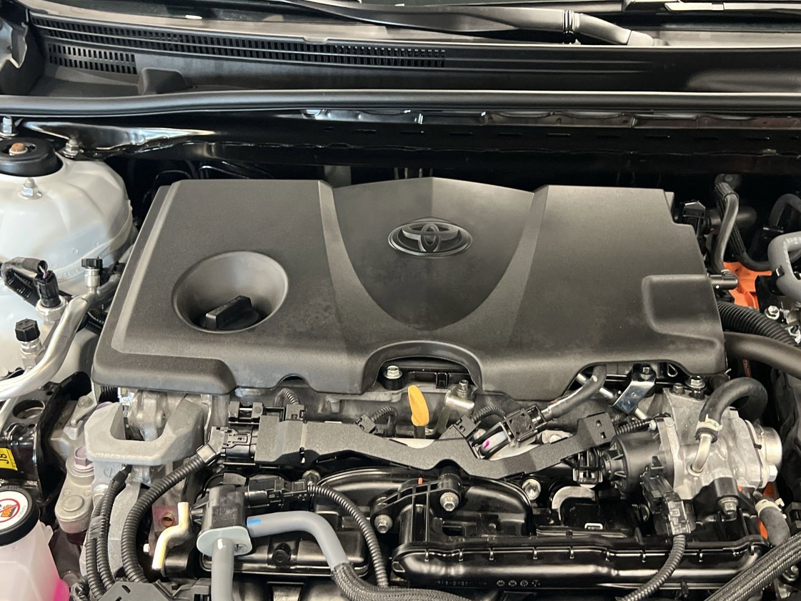 Used 2025 Toyota Camry SE image 27